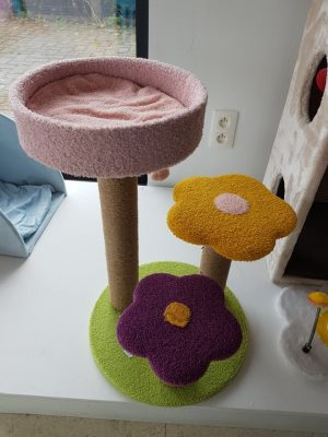kittenpaal flower tower